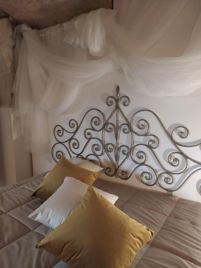 Palazzo Lombardi Cave & Suite 马泰拉 外观 照片